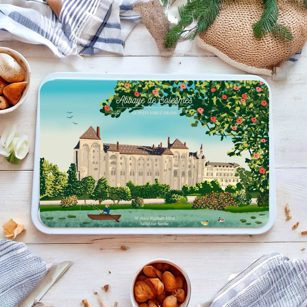Boite fer "Solesmes" garnie de Sablés